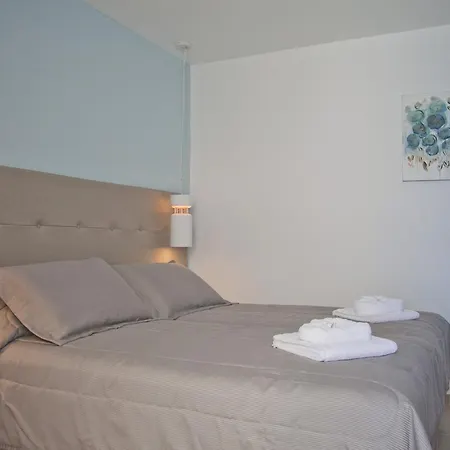 Christina Hotel 4*