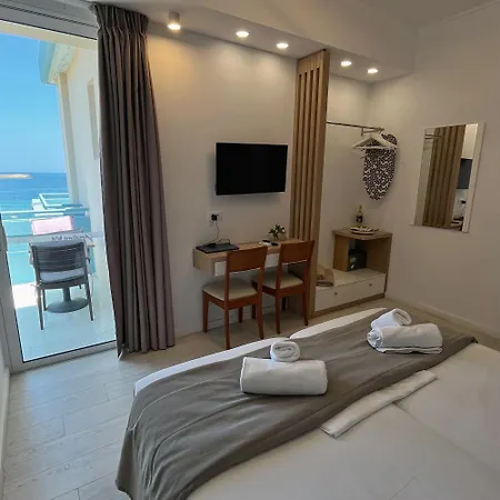Christina Hotel